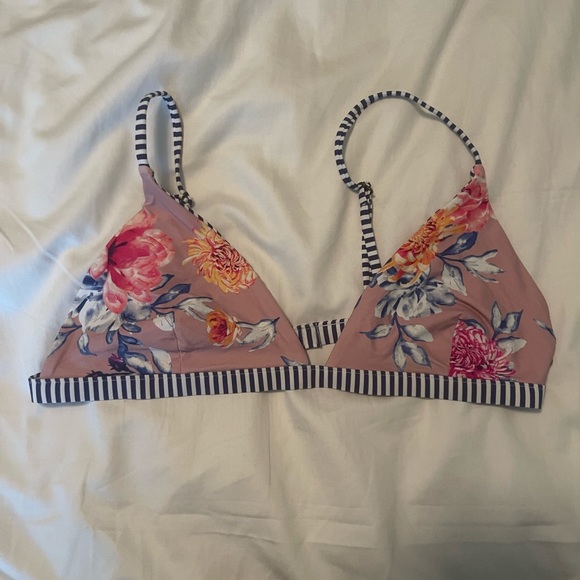 Floral reversible swim top. Ripcurl - Picture 1 of 2